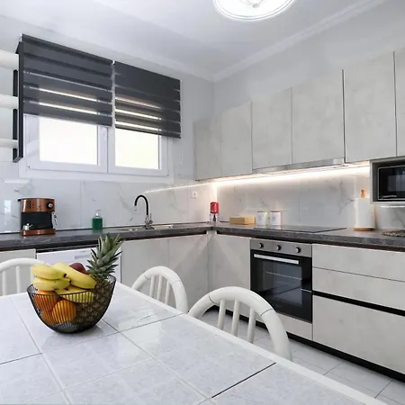 فيلة Violeta Lefkada نيدري