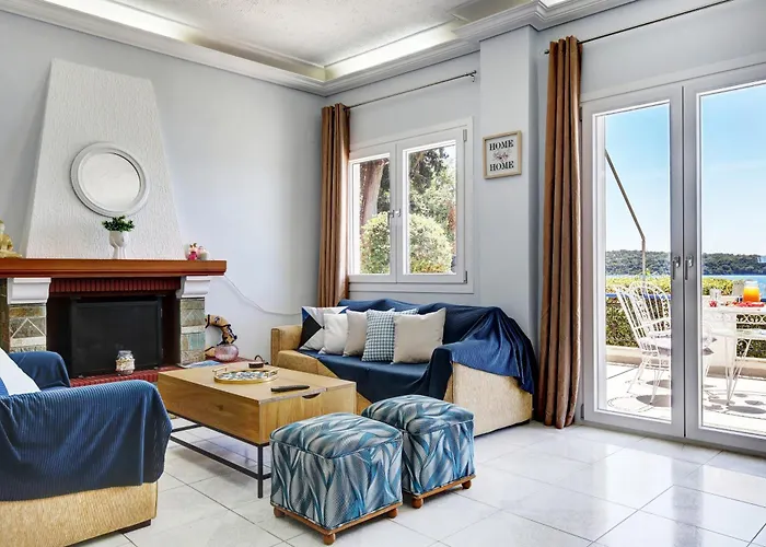 Violeta Lefkada Nydri (Lefkada)