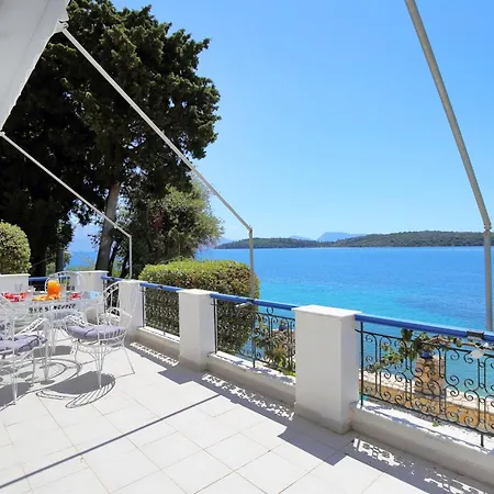 Violeta Lefkada * Nidrí