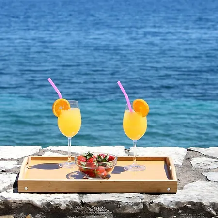 Violeta Lefkada Nidrí